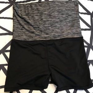 Small high waist workout shorts from H&M